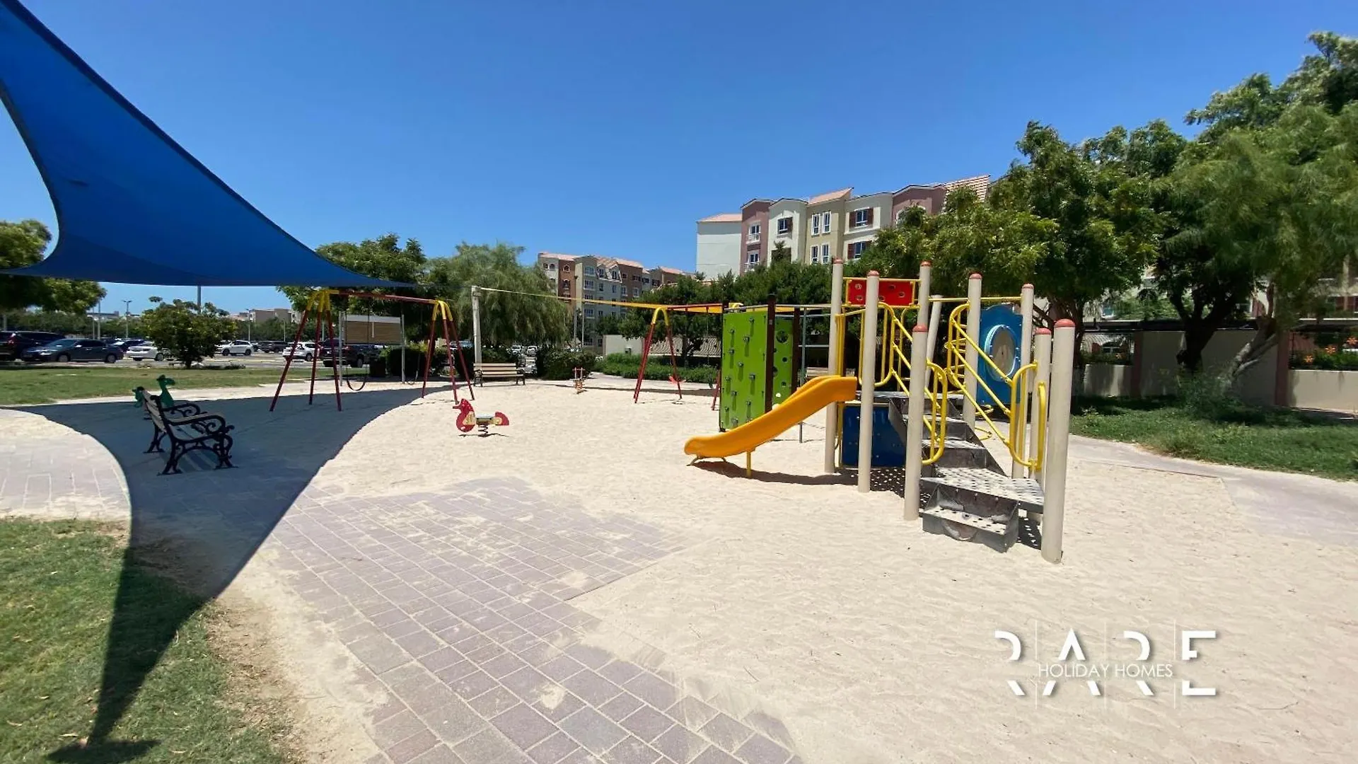 شقة Rare Holiday Homes - Mediterranean Cluster - Near Ibn Battuta Mall - Discovery Garden - Building# Med 38 - Rg03 دبي