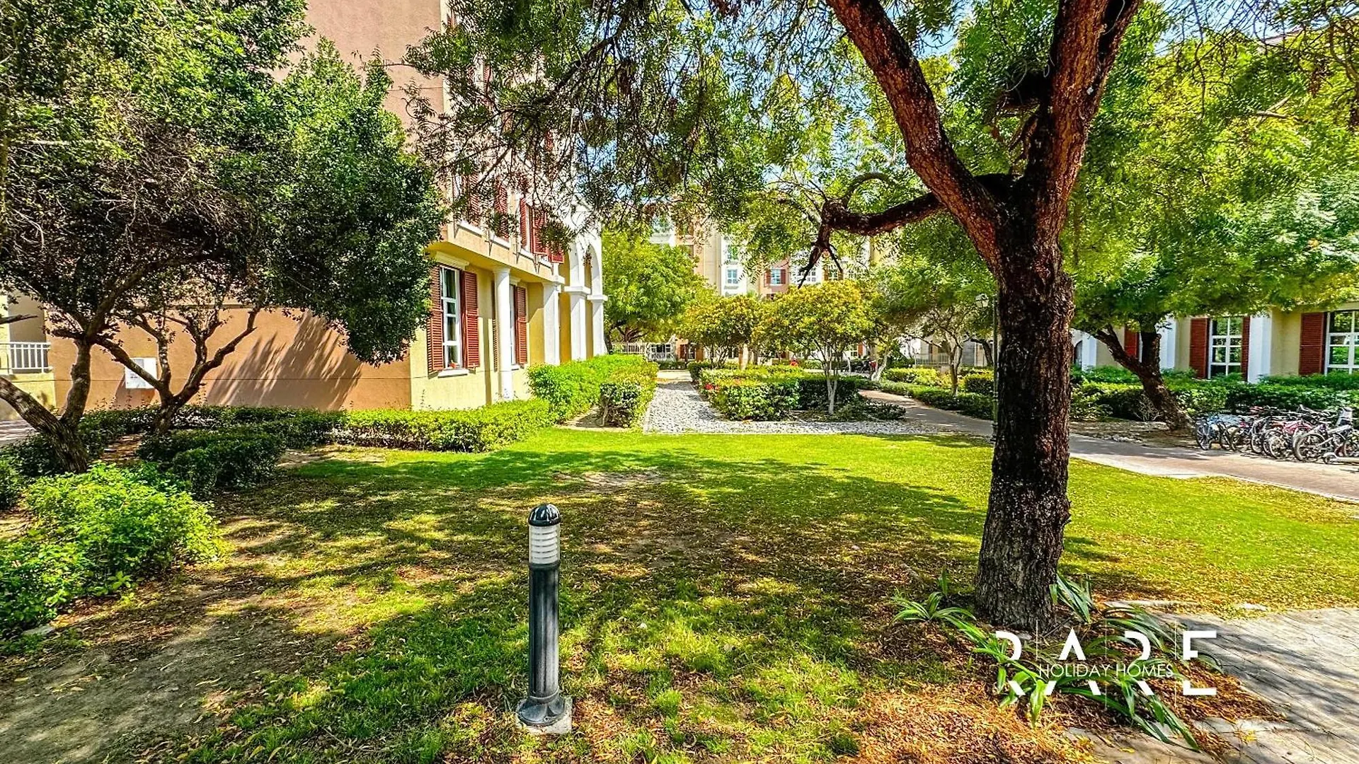 Rare Holiday Homes - Mediterranean Cluster - Near Ibn Battuta Mall - Discovery Garden - Building# Med 38 - Rg03 دبي شقة